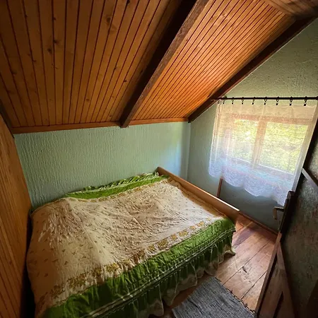 Nyaraló Jezerski Mir - Vikendica Korlatos